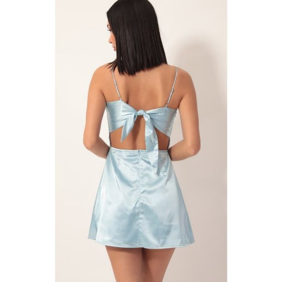 Lucy in the sky gala high slit satin mini dress in light blue size medium - Picture 2 of 3